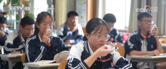 <b>帮帮牧平易近应对动物</b> 